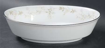 Holbrook (Platinum) 9" Oval Vegetable Bowl