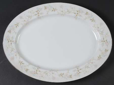 Holbrook (Platinum) 13" Oval Serving Platter