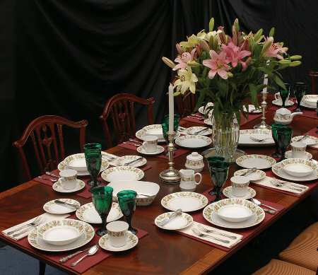 Homecoming 54 Piece Estate Set