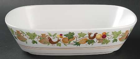 Homecoming 9" Oval Vegetable Bowl