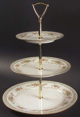 Homage 3-Tiered Serving Tray (DP, SP, BB)