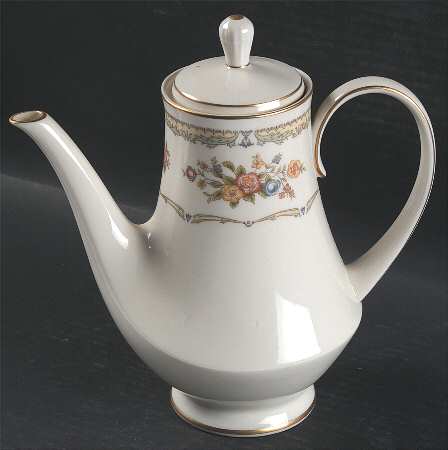 Homage Coffee Pot & Lid by Noritake