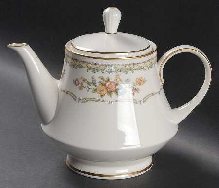 Homage Teapot & Lid by Noritake