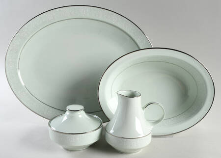Honor Green 5 Piece Hostess Set
