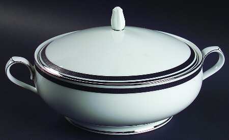 Horizon Round Covered Vegetable