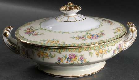 Hortense Round Covered Vegetable