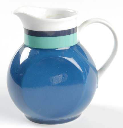 Hula Creamer