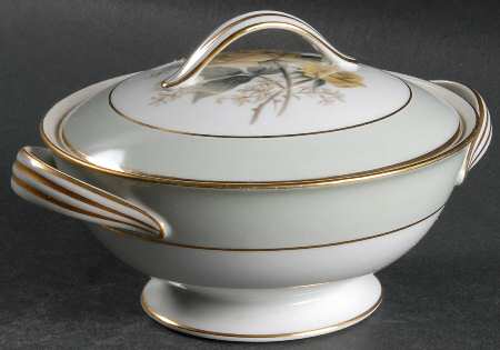 Huntley Sugar Bowl & Lid