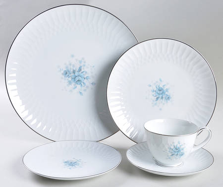 Hyannis 5 Piece Place Setting