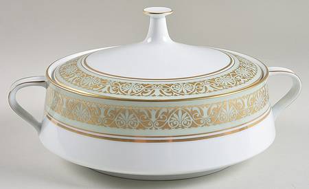 Hyde Park Round Covered Vegetable