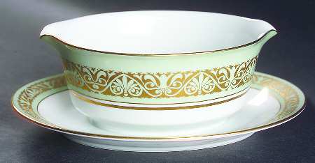 Hyde Park Gravy Boat with Attached Underplate