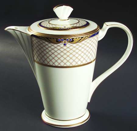 Hyannis Port Coffee Pot & Lid
