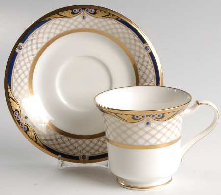 Hyannis Port Footed Cup & Saucer Set