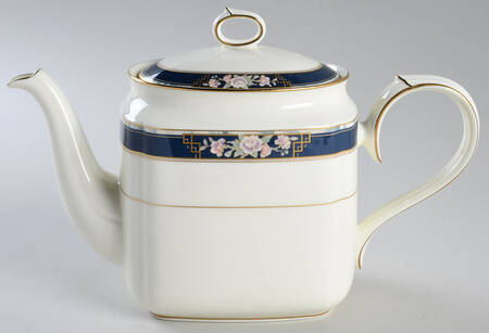 Imperial Gate Teapot & Lid
