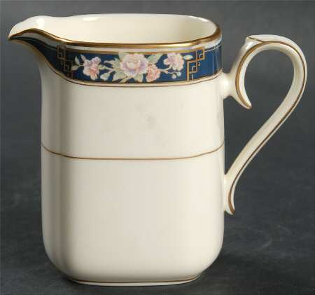 Imperial Gate Creamer