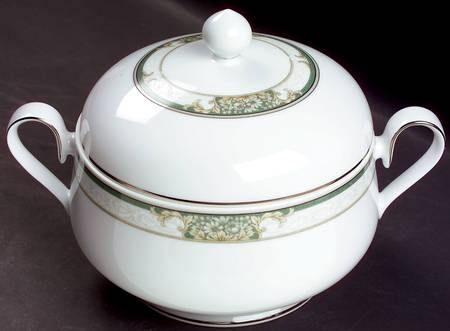 Imperial Jade Round Covered Vegetable