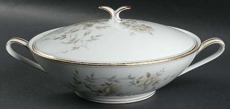 Ingrid Round Covered Vegetable