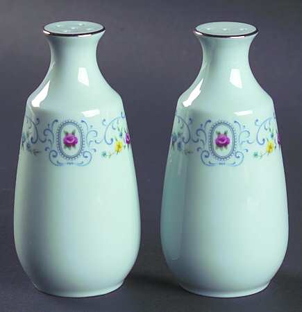 Innocence Salt & Pepper Set
