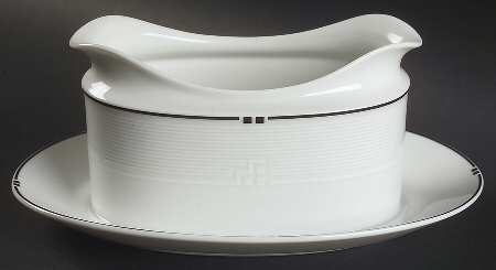 Integrity Gravy Boat with Attached Underplate