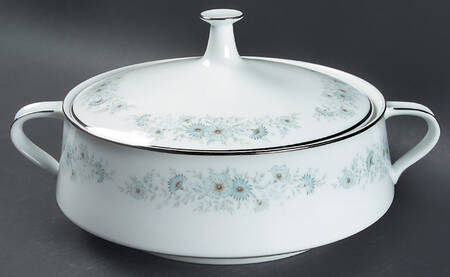 Inverness Round Covered Vegetable by Noritake