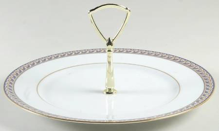 Indigo Waltz Round Serving Plate with Handle (DP)