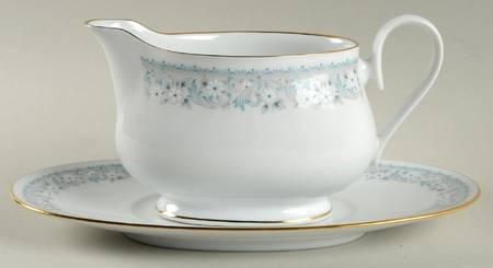 Iona Gravy Boat & Underplate