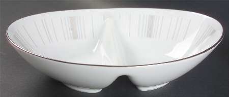 Isabella 10" Oval Divided Vegetable Bowl