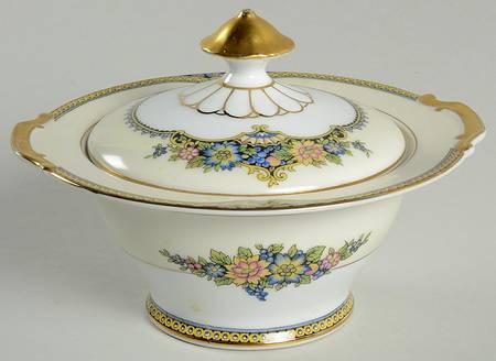 Isabey Sugar Bowl & Lid