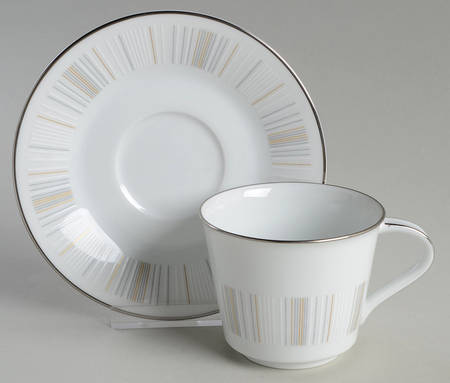 Isabella Footed Cup & Saucer Set