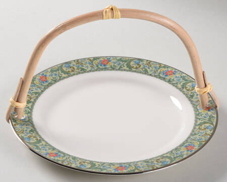 Isolde 5 3/8"-5 5/8" Bamboo Handled Serving Plate  HC