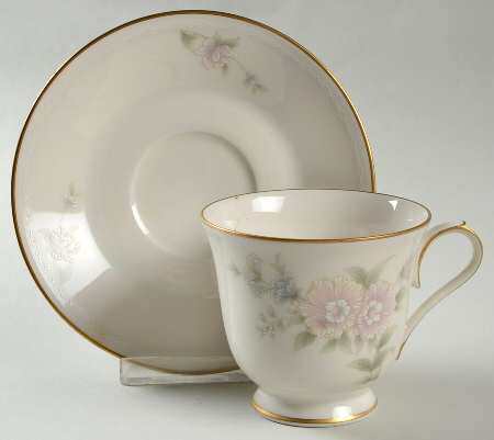 Ivanhoe Footed Cup & Saucer Set