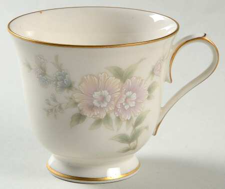 Ivanhoe Footed Cup