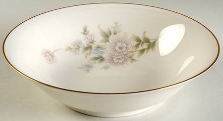 Ivanhoe 9" Round Vegetable Bowl