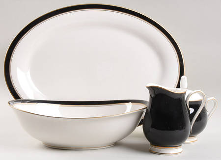 Ivory & Ebony 5 Piece Hostess Set