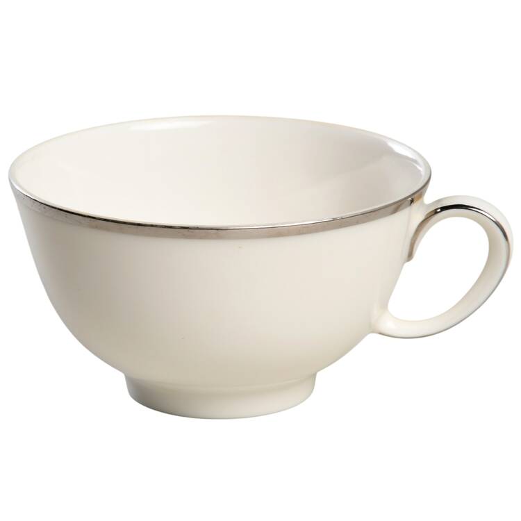 Ivonne Footed Cup