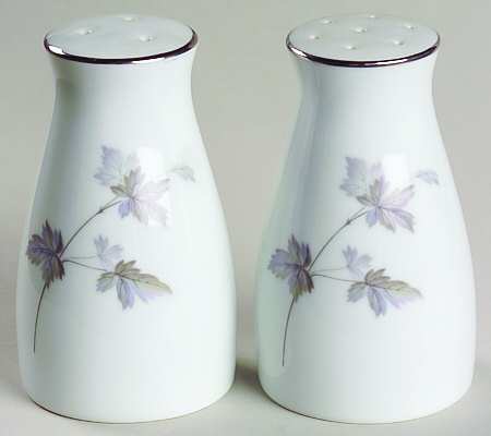 Ivyne Salt & Pepper Set
