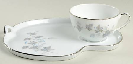 Ivyne Snack Plate & Cup Set