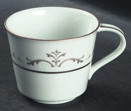 Jacqueline Flat Cup