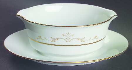 Jacqueline Gravy Boat with Attached Underplate