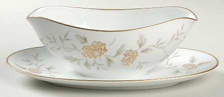 Janice Gravy Boat with Attached Underplate