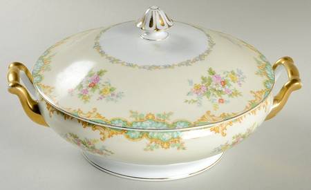 Jasmine Round Covered Vegetable