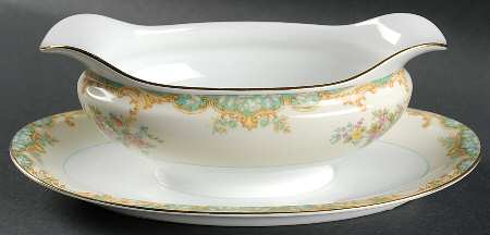 Jasmine Gravy Boat with Attached Underplate