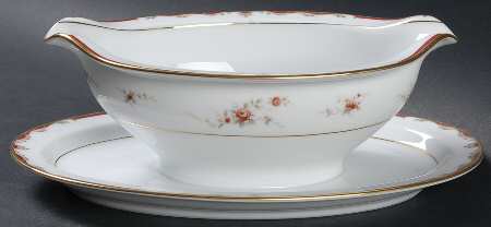 Jean Gravy Boat with Attached Underplate