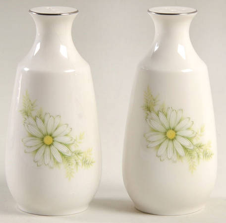Jill Salt & Pepper Set