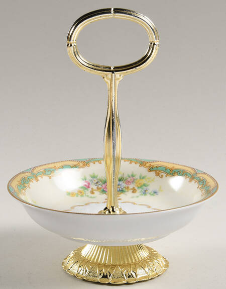 Joan 6"-7" Handled Footed Nut Dish HC