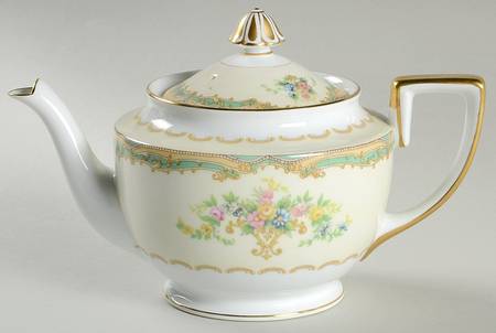 Joan Teapot & Lid