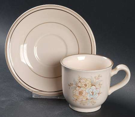 Julie Footed Cup & Saucer Set