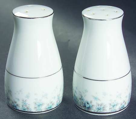 Kathleen Salt & Pepper Set