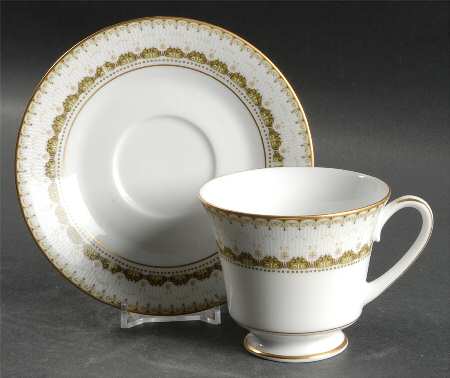 Katrina Footed Cup & Saucer Set