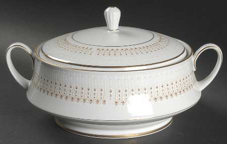 Keenan Round Covered Vegetable